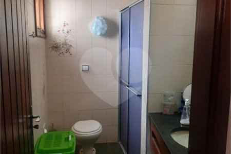 Casa à venda com 3 quartos, sendo 1 suíte,  no Centro, Mogi das Cruzes, SP