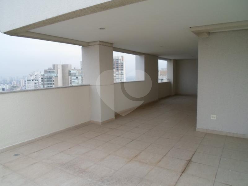 Apartamento à venda com 4 suítes em Campo Belo, São Paulo, SP