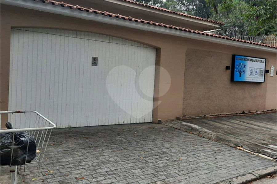 Sobrado à venda com 10 quartos, sendo 3 suítes, em Tremembé, São Paulo, SP