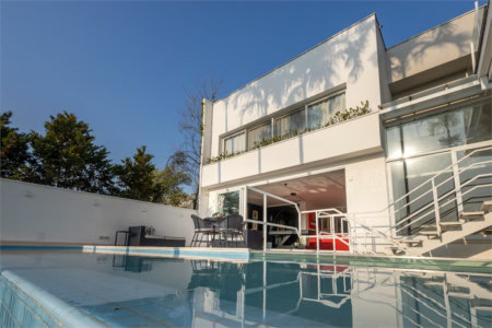Casa à venda com 4 suítes em Jardim Guedala, São Paulo, SP