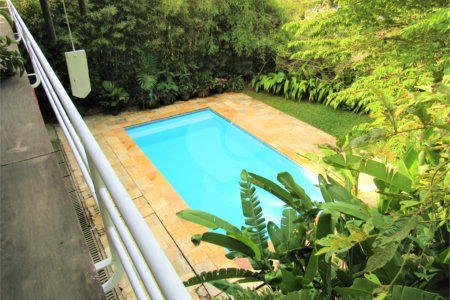 Casa à venda com 3 quartos, sendo 1 suíte, em Guarapiranga, São Paulo, SP