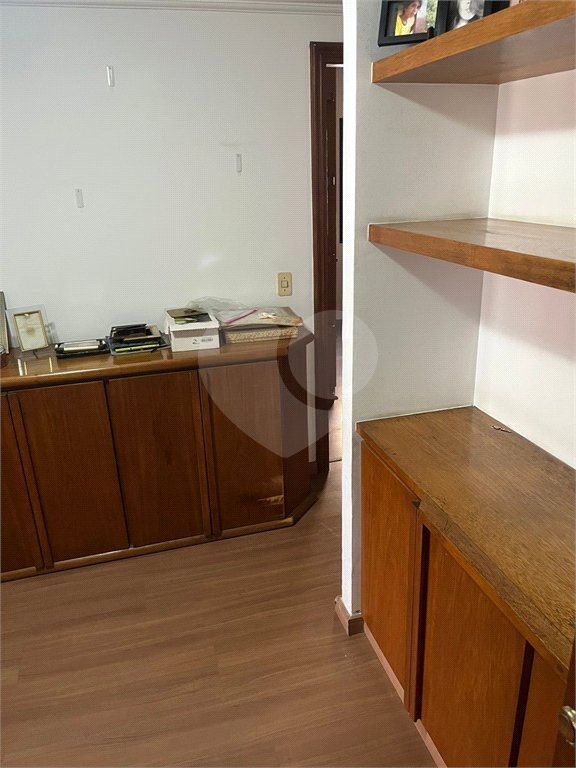 Apartamento à venda com 4 suítes em Vila Uberabinha, São Paulo, SP