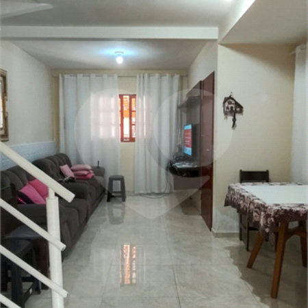 Casa à venda com 3 quartos, sendo 1 suíte,  no condomínio Residencial San Torino, Mogi das Cruzes - SP
