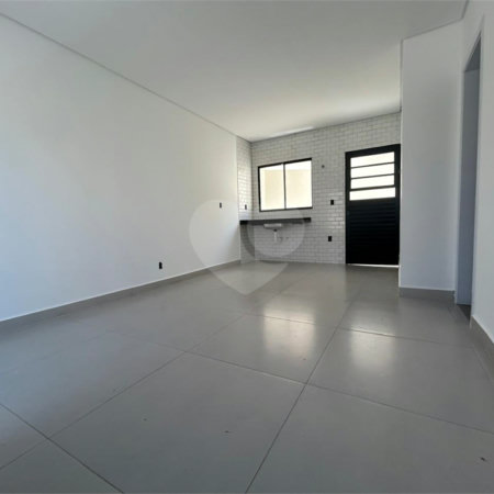Casa de Vila à venda com 2 quartos em Jardim Europa, Sorocaba, SP