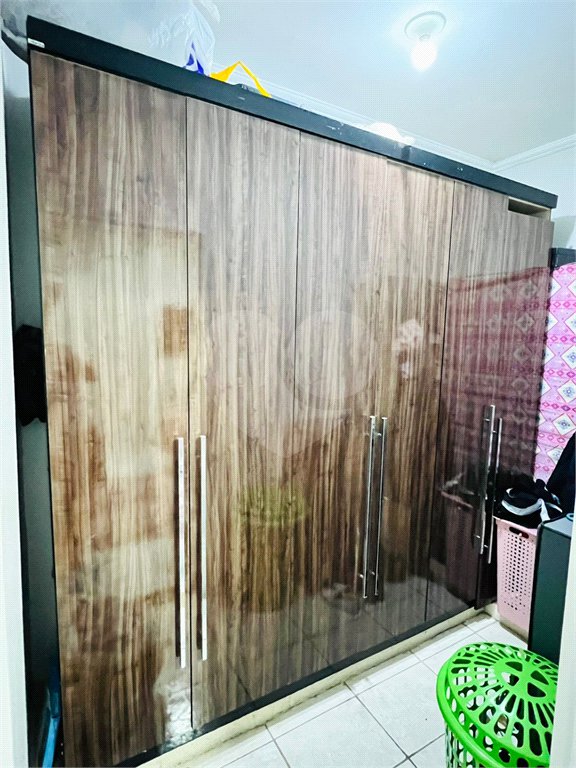 Sobrado à venda com 3 quartos em Loteamento Municipal Brás Cubas, Mogi das Cruzes, SP