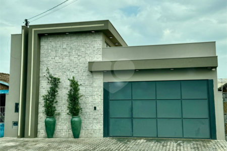 Casa à venda com 3 suítes em Bairro da Saudade, Ponta Porã, MS