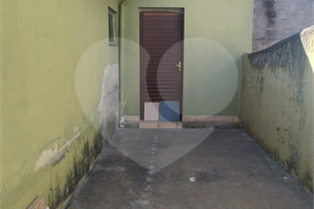 Chácara à venda com 3 quartos, sendo 1 suíte, no Centro, Nazaré Paulista, SP