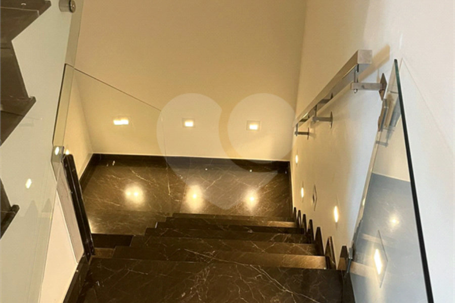 Casa à venda com 5 suítes no condomínio Mirante do Horto, São Paulo - SP