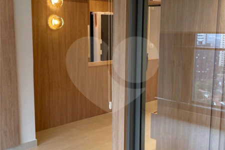 Apartamento à venda ou para alugar com 2 suítes em Pinheiros, São Paulo, SP