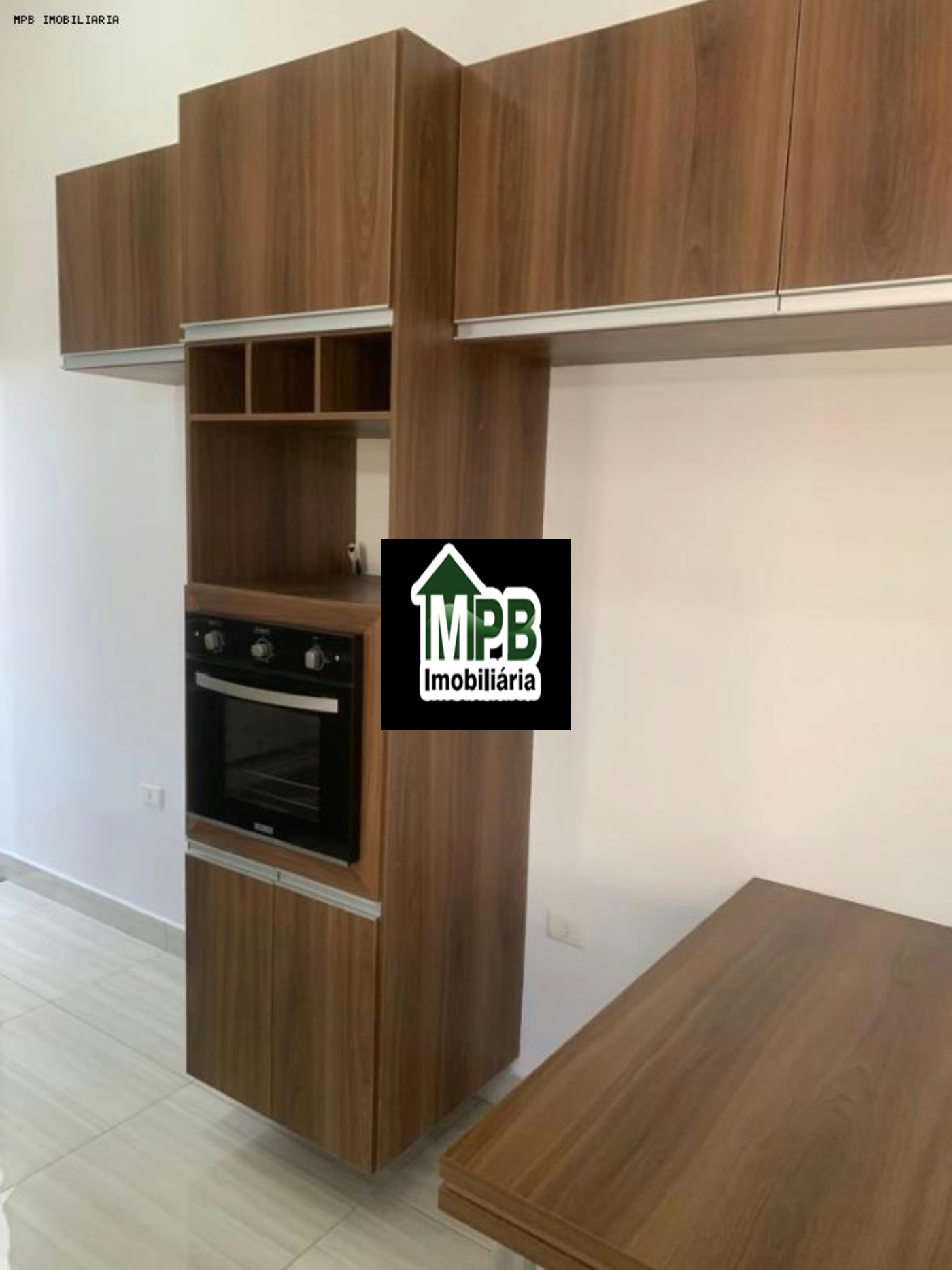 Casa à venda com 2 quartos, sendo 1 suíte,  no condomínio Horto Florestal 2, Sorocaba - SP
