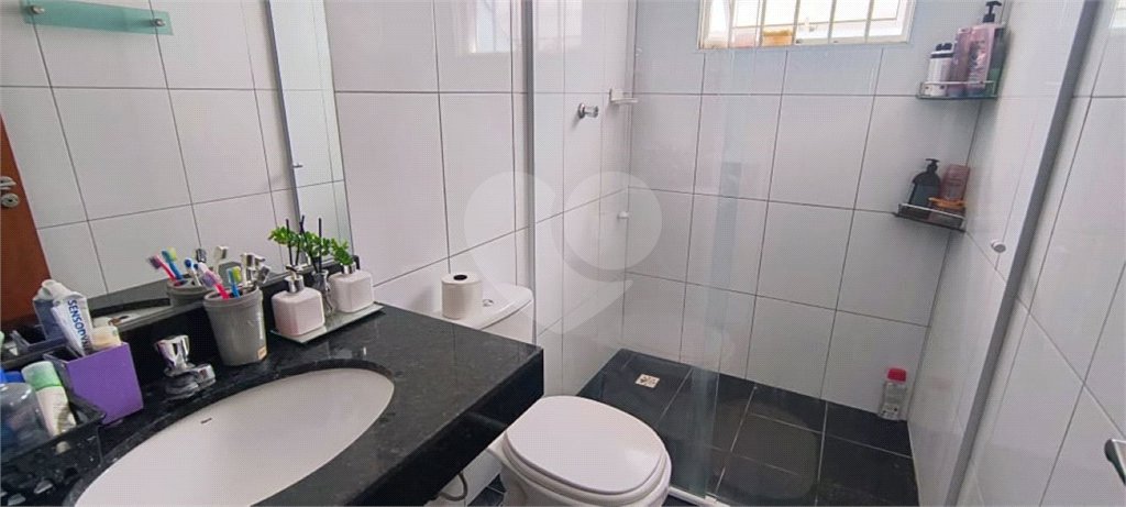 Sobrado à venda com 3 quartos, sendo 1 suíte, em Vila Butantã, São Paulo, SP