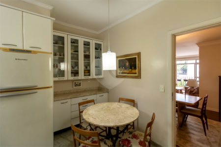 Apartamento à venda com 3 quartos, sendo 2 suítes, em Alto da Boa Vista, São Paulo, SP
