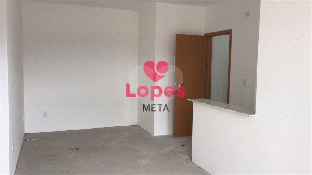 Apartamento à venda com 2 quartos, sendo 1 suíte, no Centro, Jacareí, SP