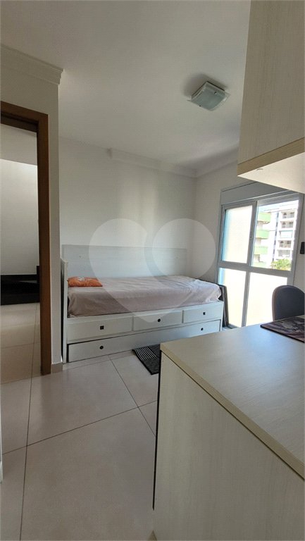 Casa à venda com 2 suítes no condomínio Residencial Sophia, São Paulo - SP
