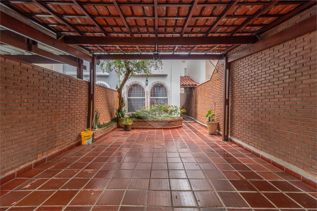 Sobrado à venda com 3 quartos, sendo 1 suíte,  em Vila Mascote, São Paulo, SP