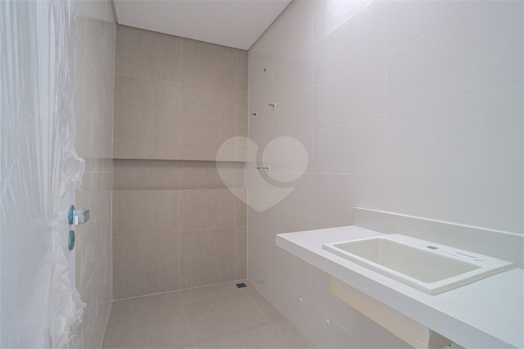 Casa à venda com 4 suítes no condomínio Jamestown, São Paulo - SP