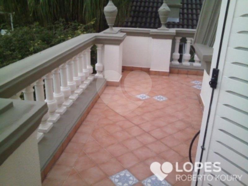 Casa à venda com 6 quartos, sendo 2 suítes, no condomínio Lago Azul Residencial e Golfe, Araçoiaba da Serra - SP