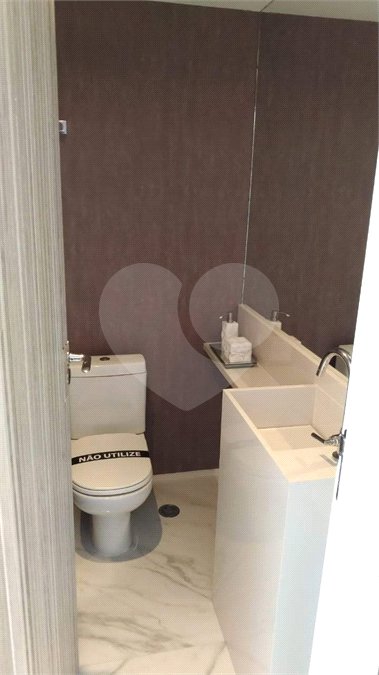 Apartamento à venda com 3 quartos, sendo 1 suíte, em Jardim Vazani, São Paulo, SP