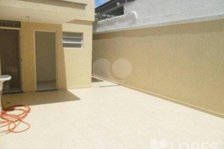 Sobrado à venda com 3 suítes em Vila Inah, São Paulo, SP