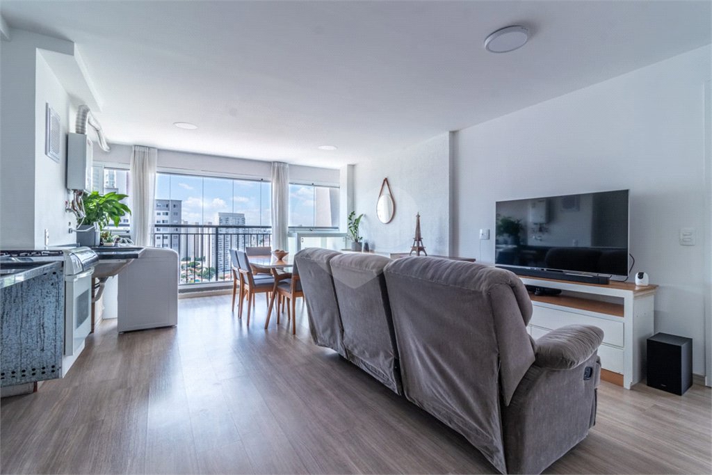 Apartamento à venda com 3 quartos, sendo 1 suíte, em Barra Funda, São Paulo, SP