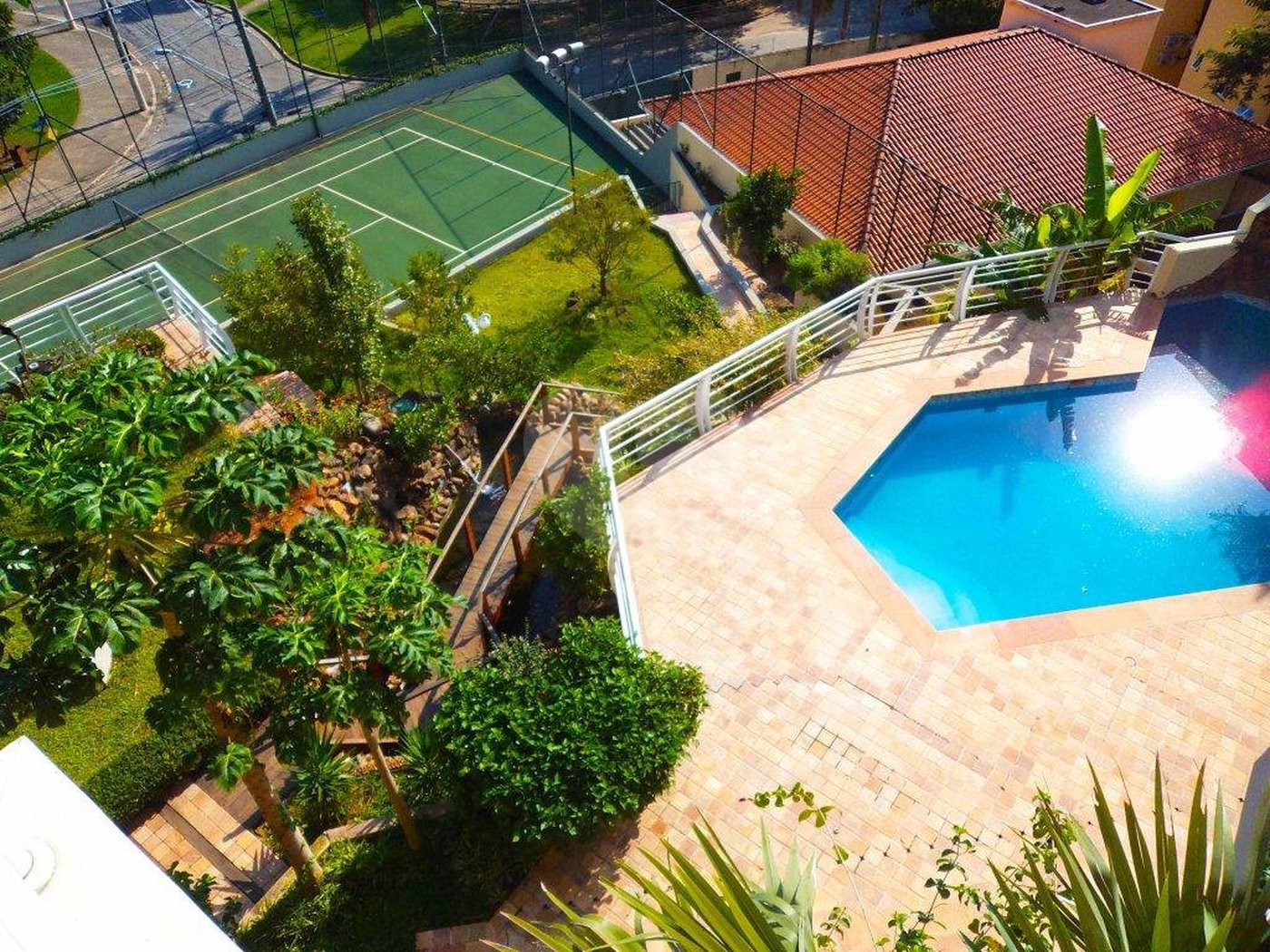 Casa à venda com 5 suítes em Jardim Leonor, São Paulo, SP