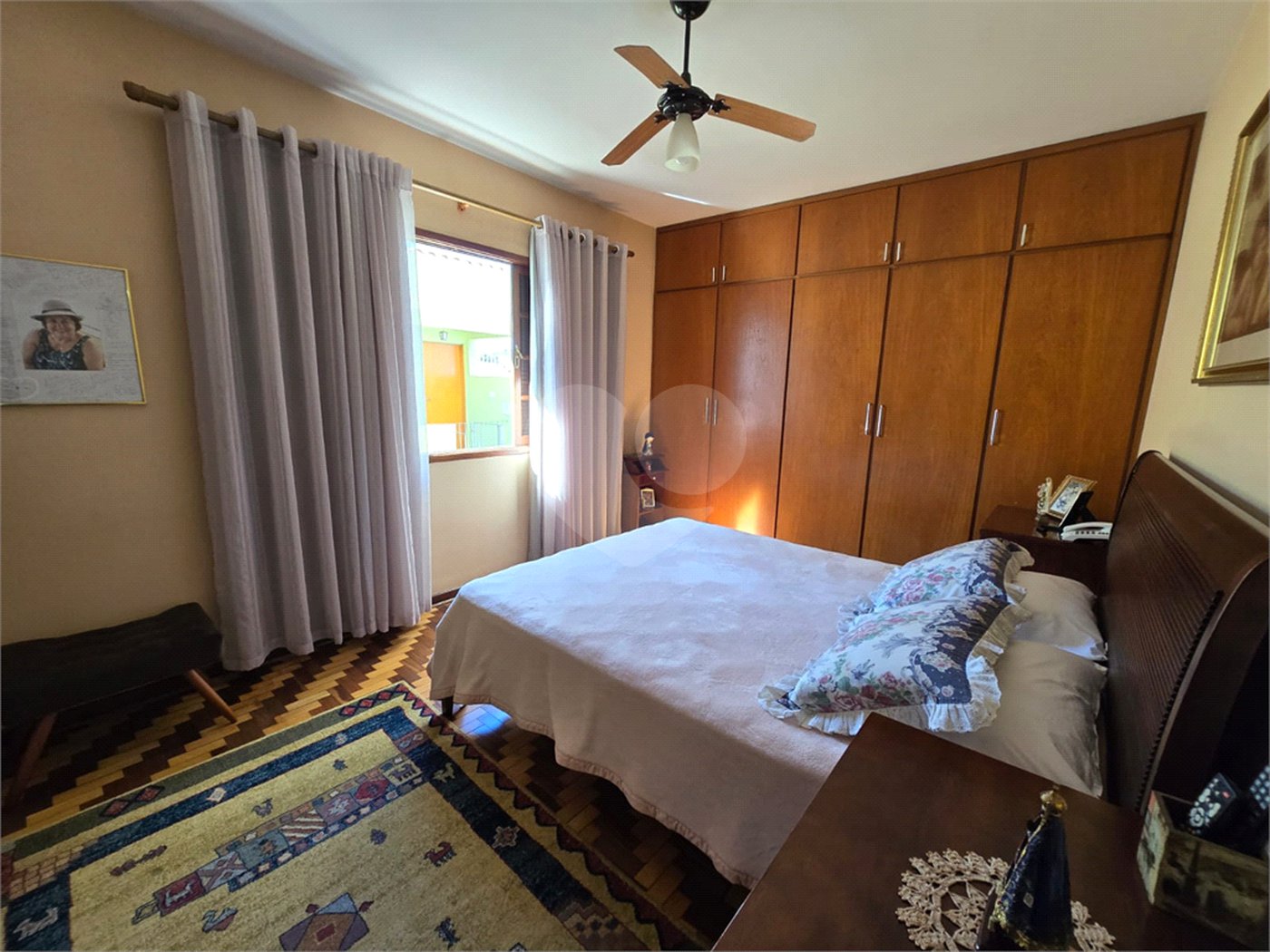 Casa à venda com 4 quartos, sendo 1 suíte, em Vila Paiva, São Paulo, SP