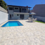 Casa à venda com 3 quartos, sendo 1 suíte,  em Recreio Maristela, Atibaia, SP
