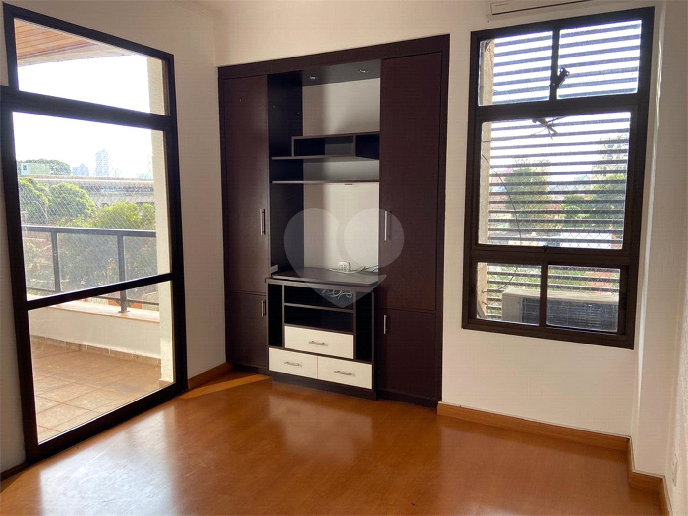 Apartamento à venda com 3 suítes no Centro, Araraquara, SP