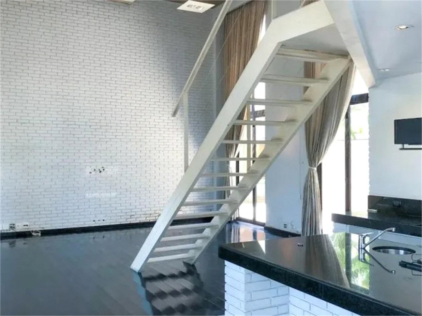 Apartamento à venda com 1 suíte em Vila Andrade, São Paulo, SP