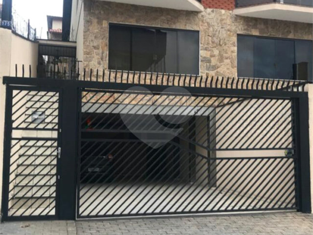 Sobrado à venda com 3 suítes em Jardim Maristela, São Paulo, SP