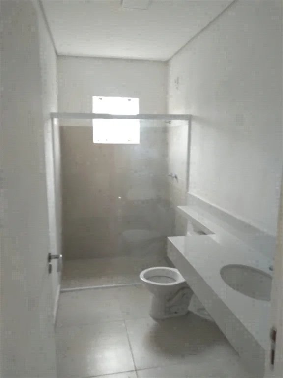 Casa à venda com 4 suítes no condomínio Saint Thomás Rua Uruana,9, Carapicuíba - SP
