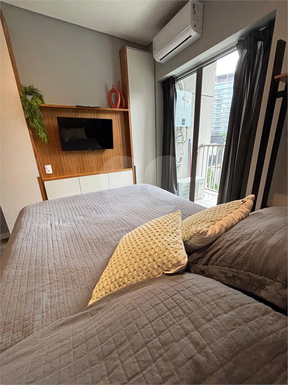 Apartamento à venda ou para alugar com 1 suíte em Pinheiros, São Paulo, SP