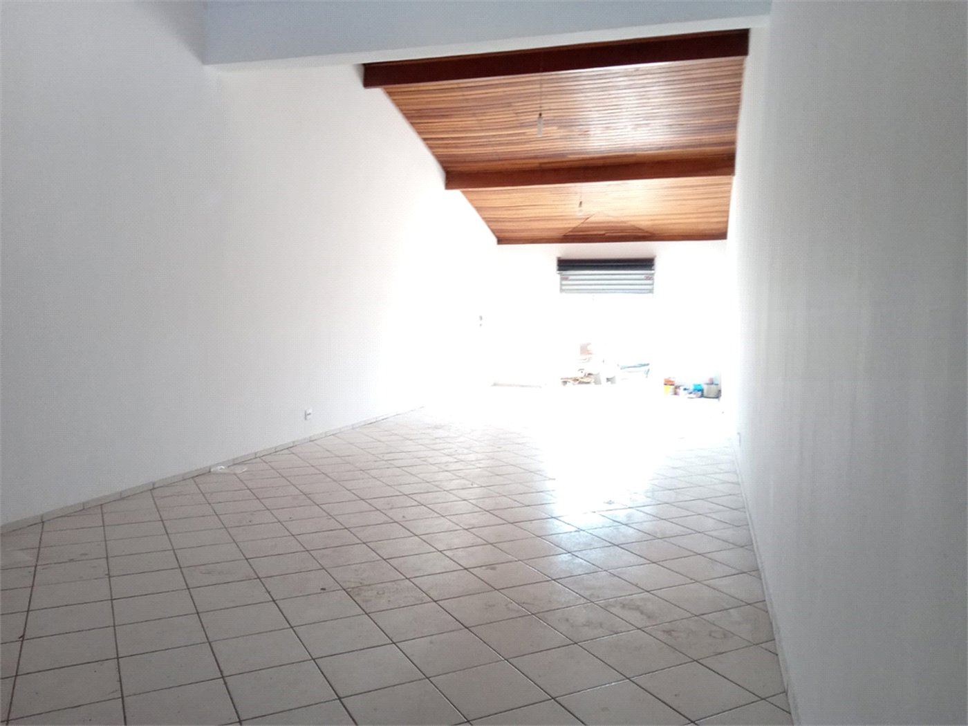 Salão Comercial para alugar em Capela, Vinhedo, SP