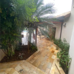 Casa à venda com 4 suítes no condomínio Vale da Santa Fé, Vinhedo - SP