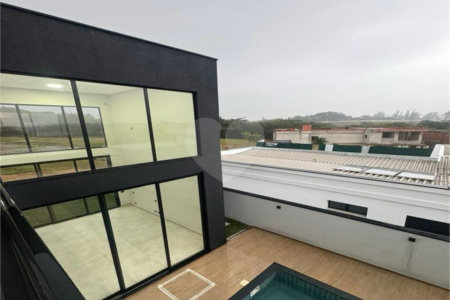 Casa à venda com 4 quartos, sendo 3 suítes,  no condomínio Alphaville Castelo, Itu - SP