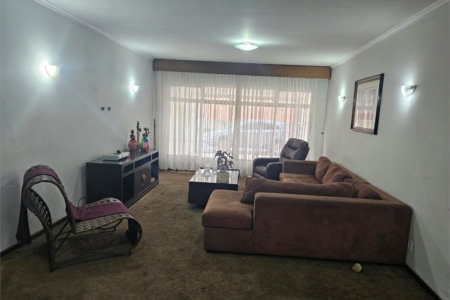 Casa à venda com 3 quartos, sendo 1 suíte,  em Jabaquara, São Paulo, SP