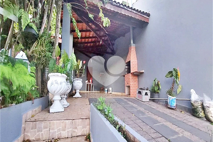 Casa Térrea à venda ou para alugar com 4 quartos, sendo 2 suítes, no Centro, Mairiporã, SP