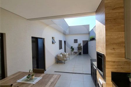 Casa à venda com 3 quartos, sendo 1 suíte,  no condomínio Mantova, Indaiatuba - SP