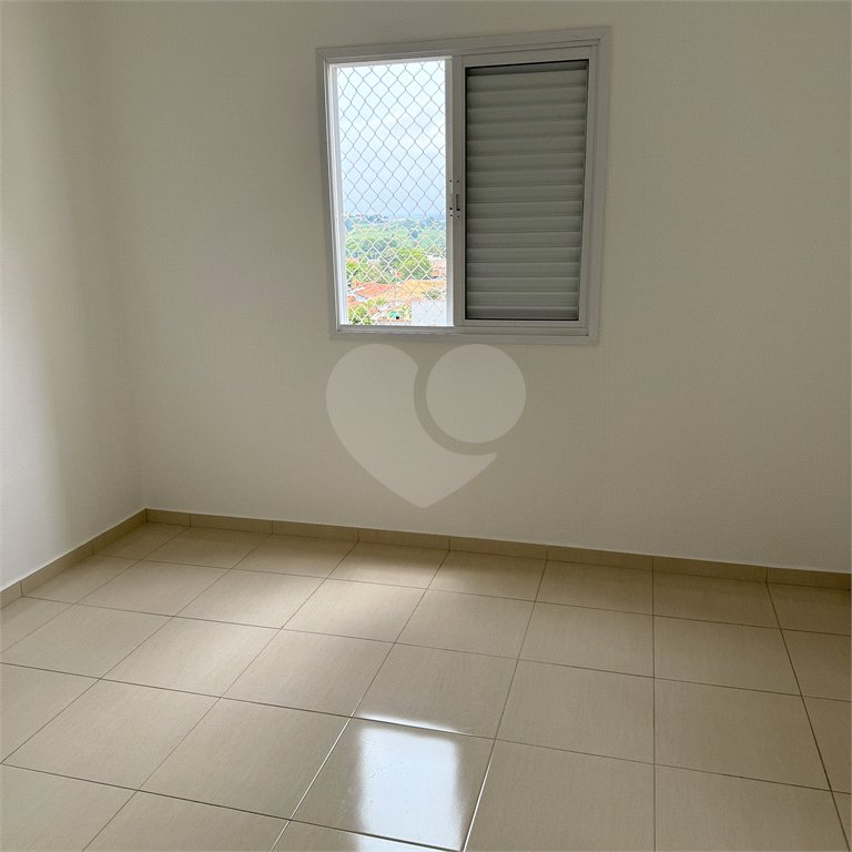 Apartamento à venda com 3 quartos, sendo 1 suíte,  em Jardim Nova Era, Salto, SP