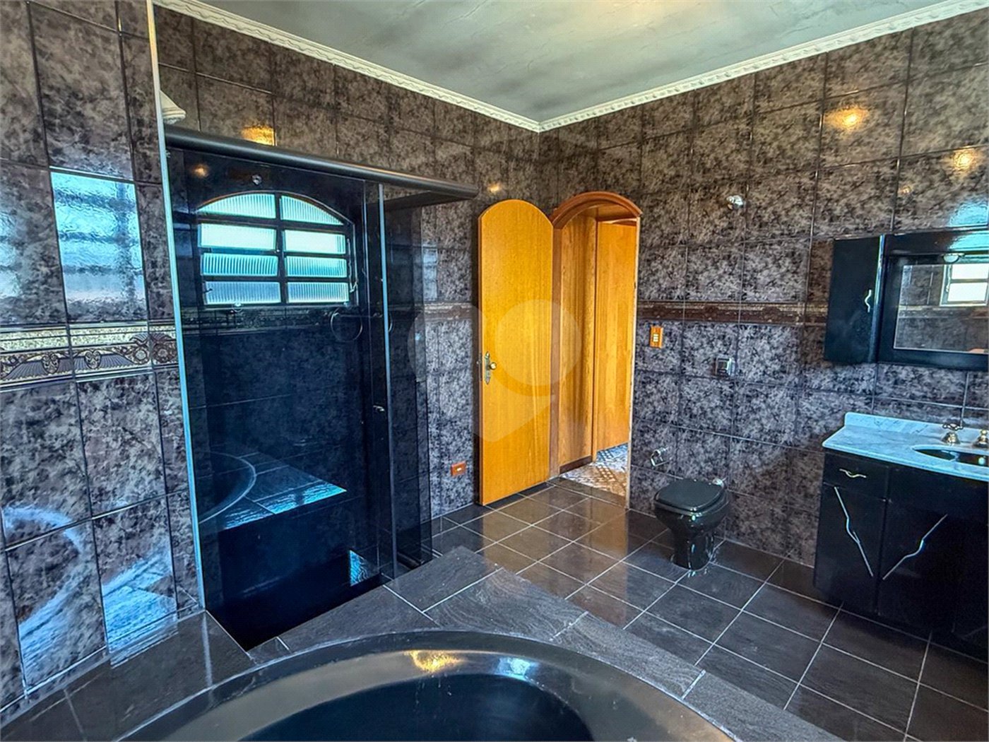 Sobrado à venda com 3 quartos, sendo 1 suíte, em Cidade Líder, São Paulo, SP