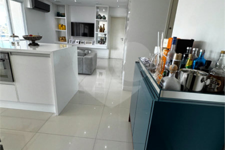 Apartamento à venda com 3 quartos, sendo 1 suíte,  em Vila Suissa, Mogi das Cruzes, SP