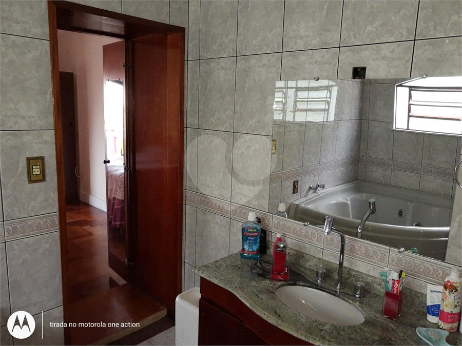 Casa à venda com 3 quartos, sendo 1 suíte, em Bosque dos Eucaliptos, São José dos Campos, SP