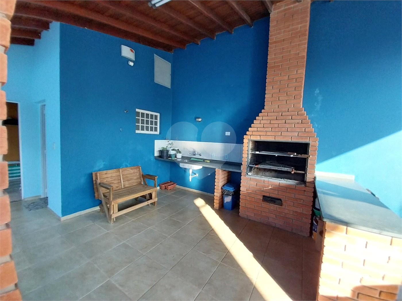 Sobrado à venda com 5 quartos, sendo 1 suíte,  em Terra Nobre, Louveira, SP