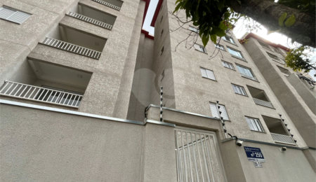 Apartamento à venda com 3 quartos, sendo 1 suíte,  em Vila Prado, São Carlos, SP