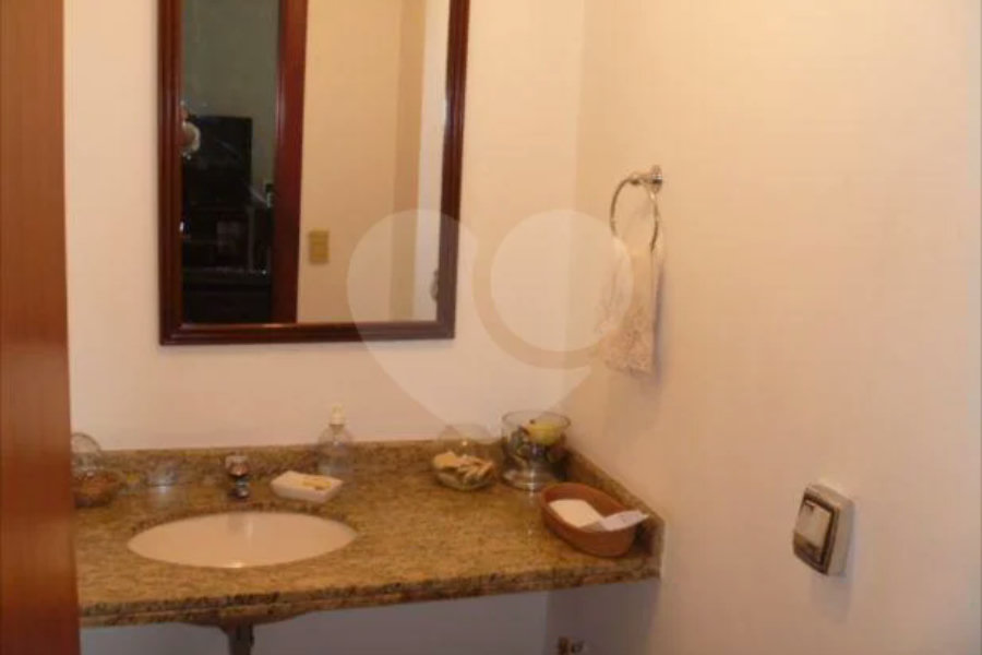 Apartamento à venda com 4 quartos, sendo 2 suítes, em Morumbi, São Paulo, SP