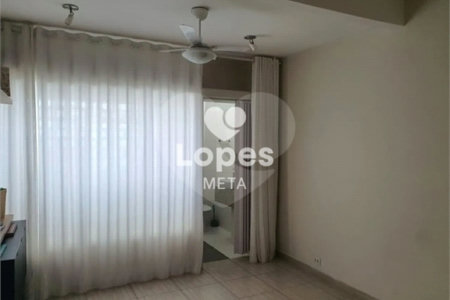 Apartamento à venda com 3 quartos, sendo 1 suíte,  no Centro, São José dos Campos, SP