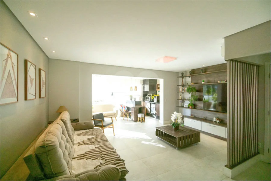 Apartamento à venda com 4 quartos, sendo 2 suítes, em Tatuapé, São Paulo, SP
