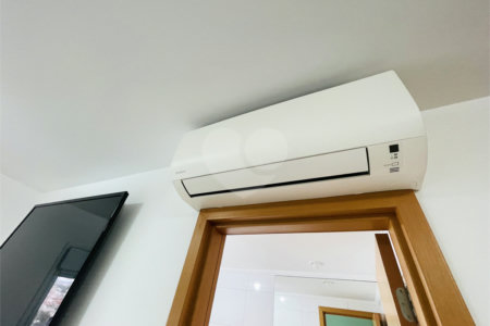 Apartamento à venda com 2 suítes em Vila Scarpelli, Santo André, SP
