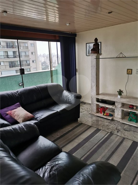 Cobertura à venda com 3 quartos em Vila Gumercindo, São Paulo, SP