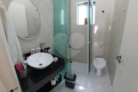 Casa Térrea à venda com 3 quartos em Vila São Paulo, Mongaguá, SP